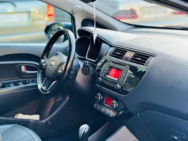 Kia Rio 2015, 152,000 km - 1.4 л - Bakı