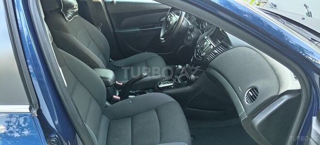 Chevrolet Cruze-6