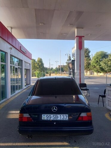 Mercedes E 230 1989, 300,000 km - 2.3 л - Lənkəran