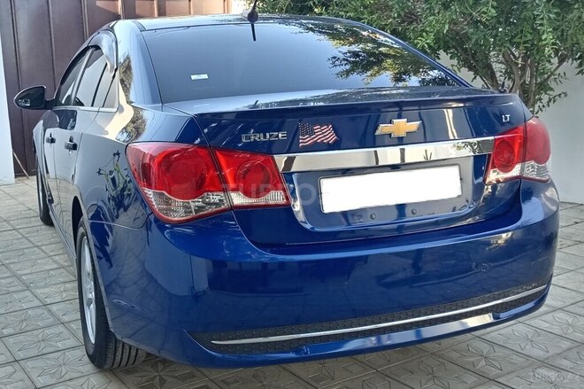 Chevrolet Cruze-17