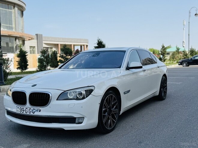 BMW 750 2010, 255,555 km - 4.4 l - Bakı