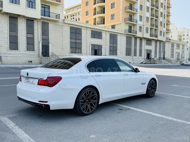 BMW 750 2010, 255,555 km - 4.4 l - Bakı