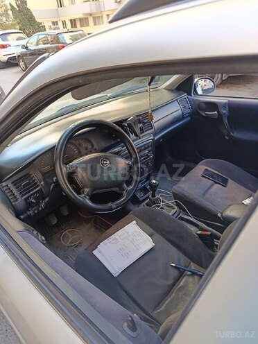 Opel Vectra 2000, 403,000 km - 1.6 l - Bakı