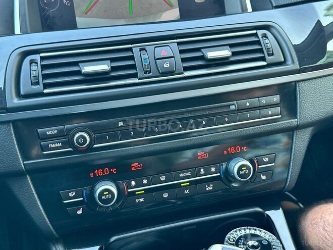 BMW 520 2015, 293,500 km - 2.0 l - Bakı