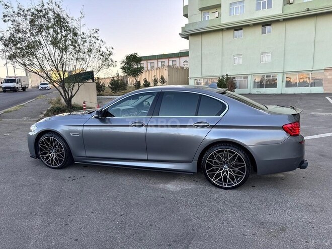 BMW 520 2015, 293,500 km - 2.0 l - Bakı