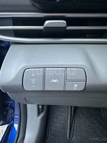 Hyundai Elantra 2022, 83,180 km - 2.0 л - Bakı