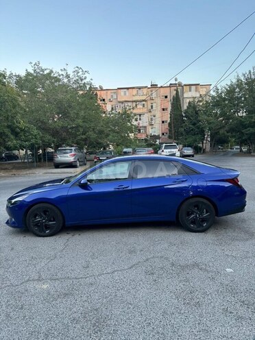Hyundai Elantra 2022, 83,180 km - 2.0 л - Bakı