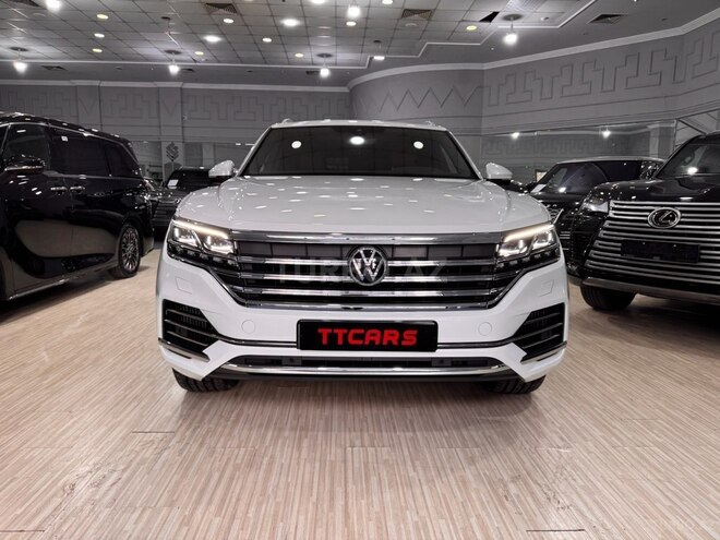 Volkswagen Touareg 2023, 28,500 km - 3.0 l - Bakı