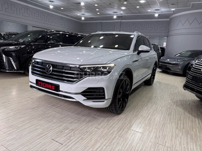 Volkswagen Touareg 2023, 28,500 km - 3.0 l - Bakı