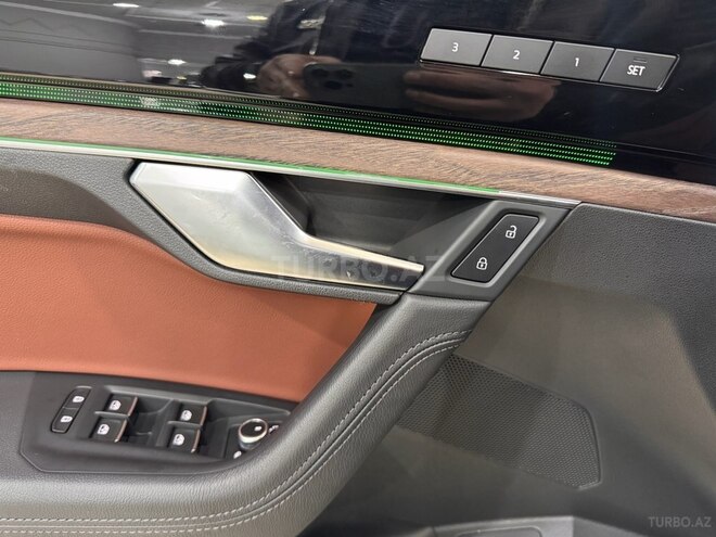 Volkswagen Touareg 2023, 28,500 km - 3.0 l - Bakı