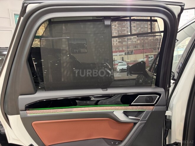 Volkswagen Touareg 2023, 28,500 km - 3.0 l - Bakı
