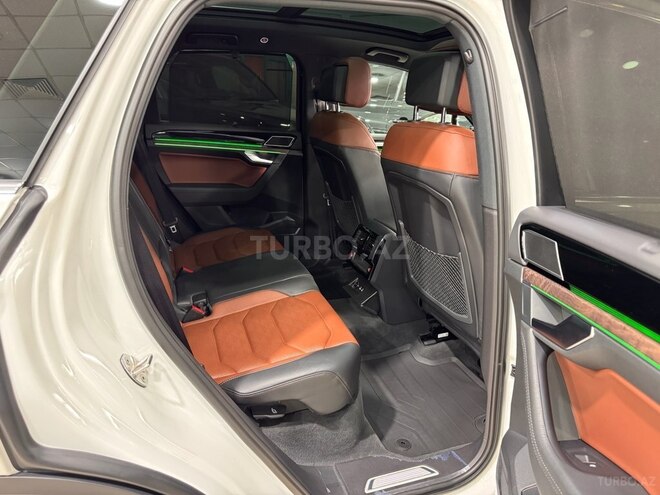 Volkswagen Touareg 2023, 28,500 km - 3.0 l - Bakı