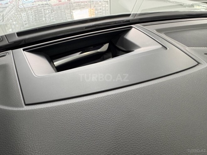 Volkswagen Touareg 2023, 28,500 km - 3.0 l - Bakı