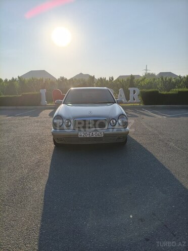 Mercedes E 240 1999, 294,000 km - 2.4 l - Gəncə