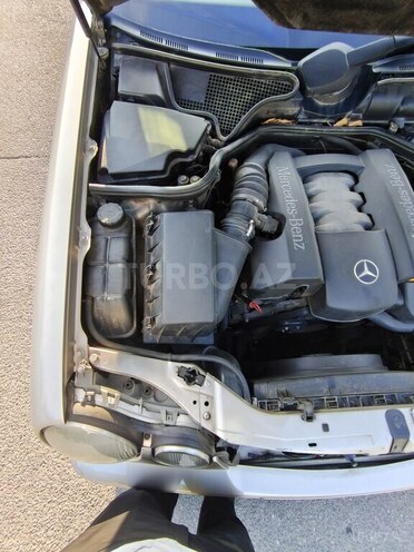 Mercedes E 240 1999, 294,000 km - 2.4 l - Gəncə