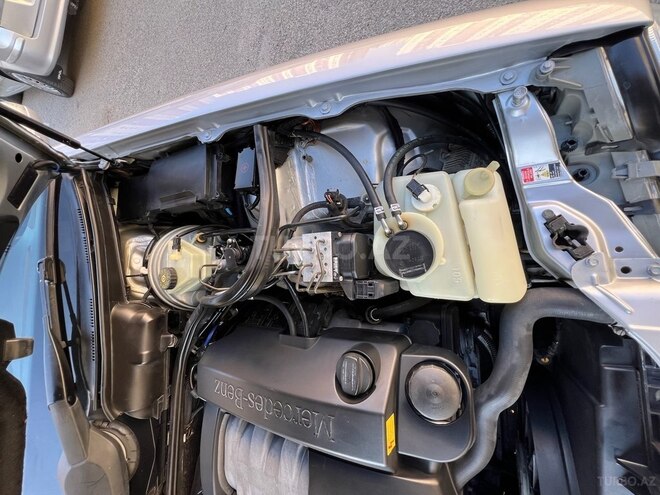 Mercedes E 240 2000, 302,000 km - 2.4 l - Bakı