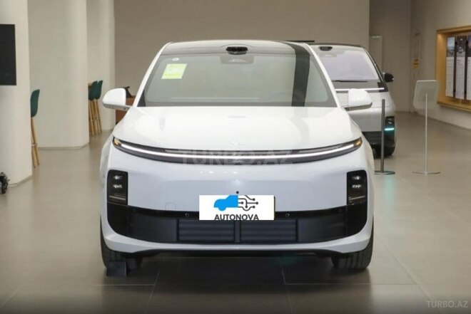 Li Auto L6-3