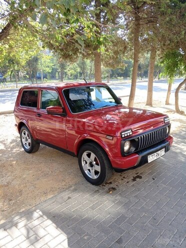 LADA (VAZ) Niva-9