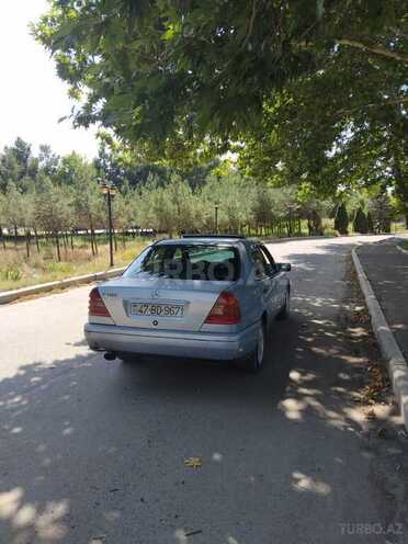 Mercedes C 180-2