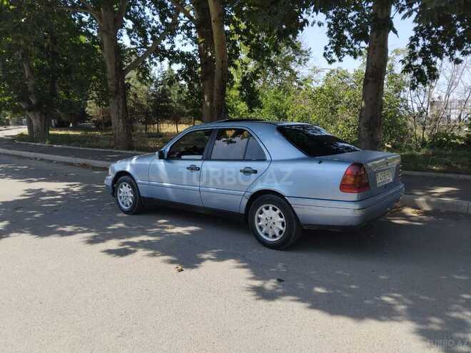 Mercedes C 180-7