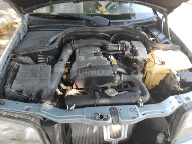 Mercedes C 180-6