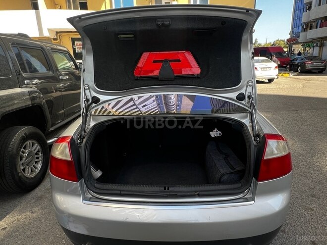 Audi A4 2002, 210,500 km - 1.8 l - Bakı