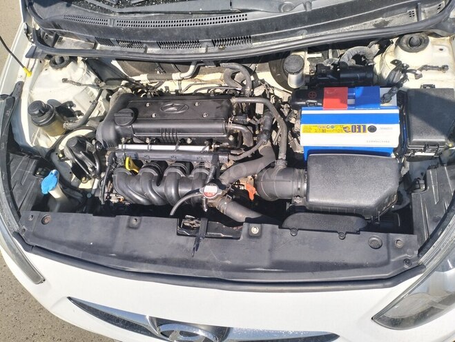 Hyundai Accent 2013, 235,000 km - 1.6 l - Bakı