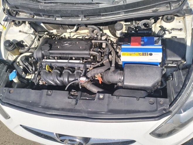 Hyundai Accent 2013, 235,000 km - 1.6 l - Bakı