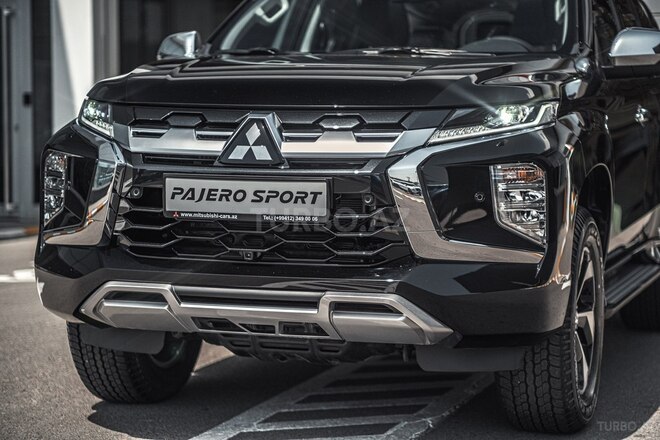 Mitsubishi Pajero Sport-4