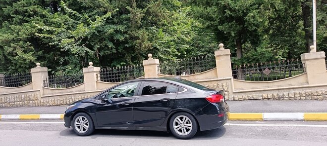Chevrolet Cruze 2016, 246,639 km - 1.4 l - Zaqatala