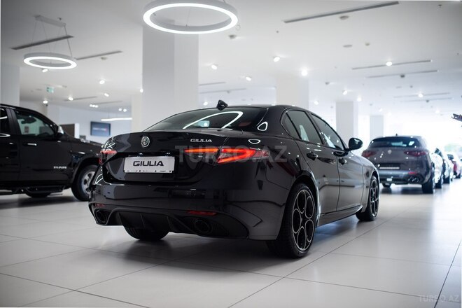 Alfa Romeo Giulia-9