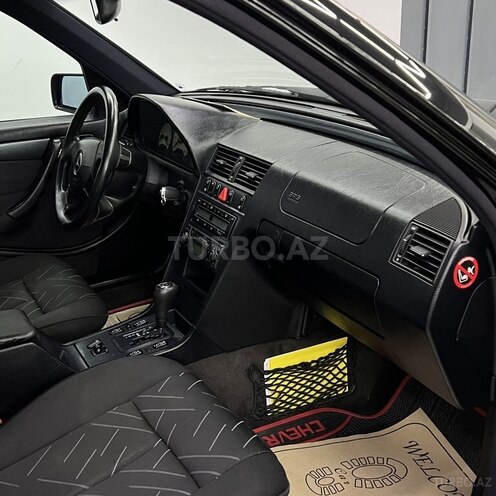 Mercedes C 240-7