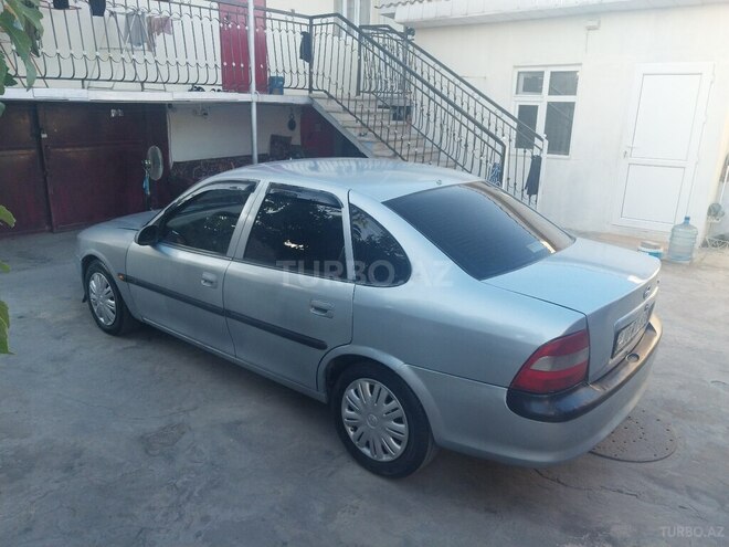 Opel Vectra 1998, 325,623 km - 1.8 l - Bakı
