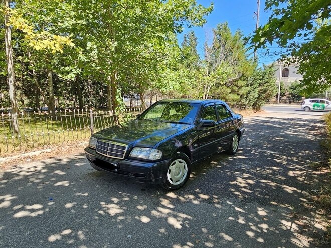 Mercedes C 180-21