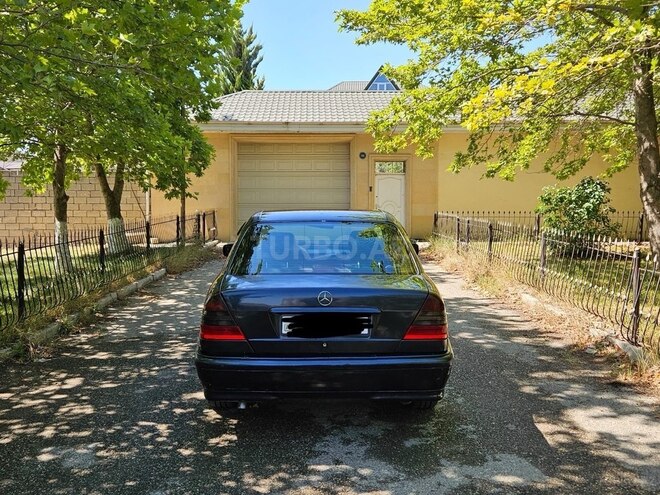 Mercedes C 180-12