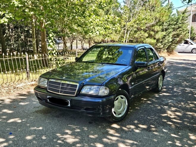 Mercedes C 180-15