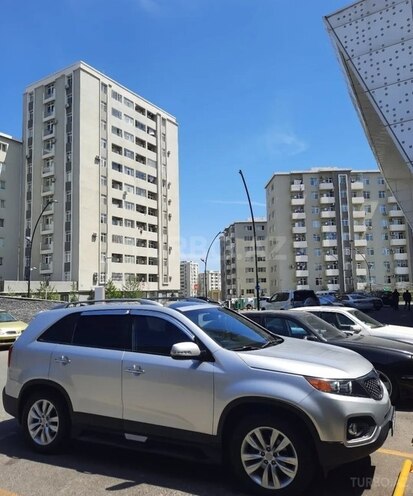 Kia Sorento 2010, 175,000 km - 2.0 l - Xaçmaz