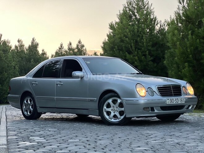 Mercedes E 270 2000, 333,600 km - 2.7 l - Bakı