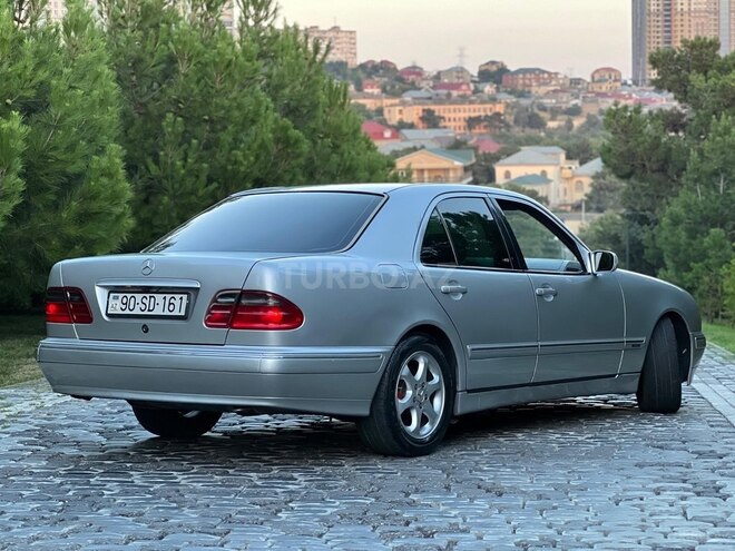 Mercedes E 270 2000, 333,600 km - 2.7 l - Bakı