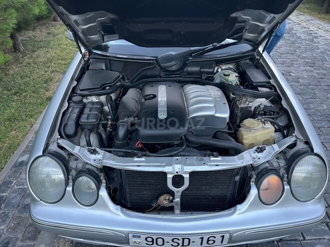 Mercedes E 270 2000, 333,600 km - 2.7 l - Bakı