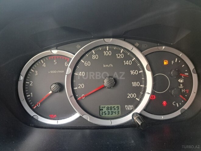 Mitsubishi L200 2009, 353,000 km - 2.5 l - Bakı