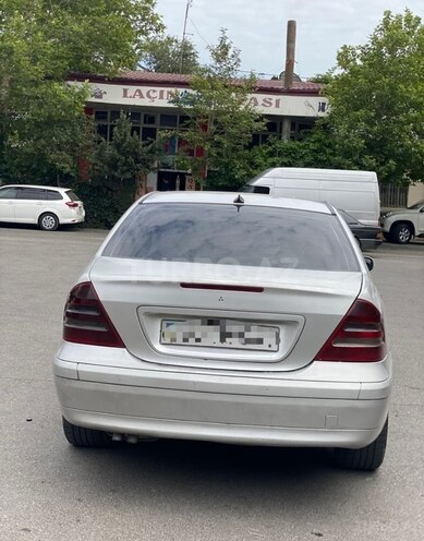 Mercedes C 220 d 2001, 431,000 km - 2.2 l - Bakı