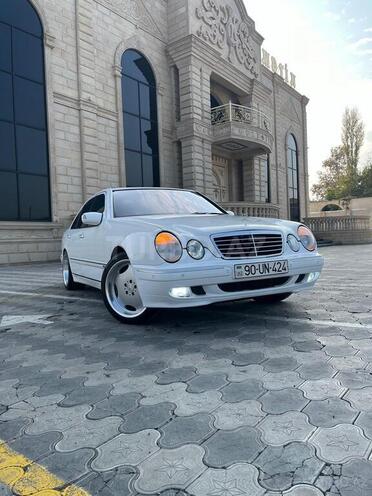 Mercedes E 240 2000, 266,000 km - 2.6 l - Bərdə