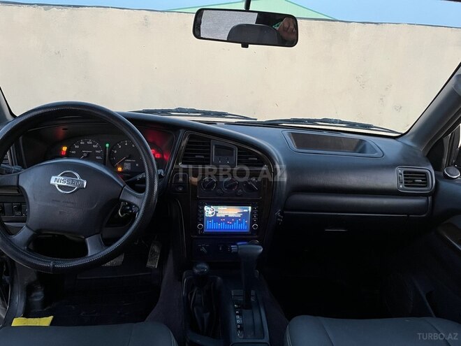 Nissan Terrano 2000, 270,555 km - 3.3 l - Bakı