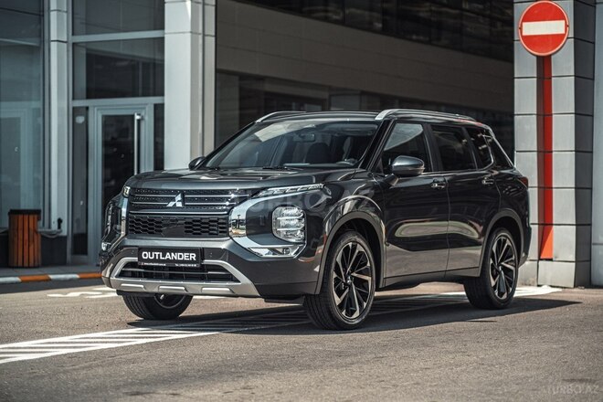 Mitsubishi Outlander-4