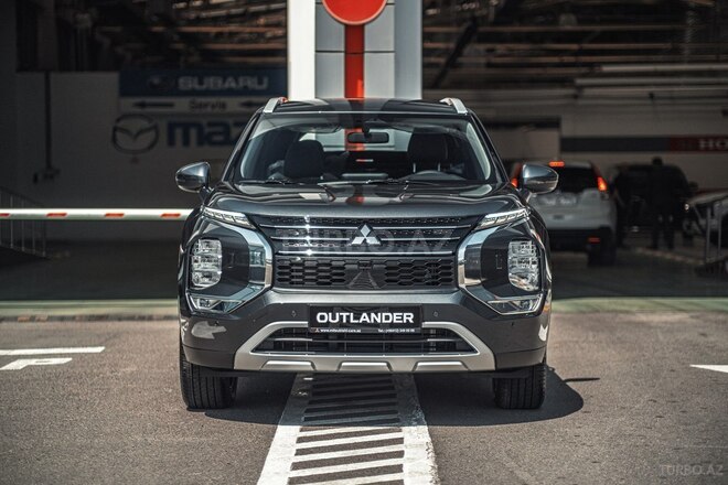 Mitsubishi Outlander-2