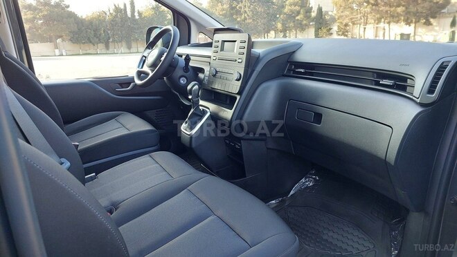 Hyundai Staria 2022, 18,000 km - 2.2 l - Bakı