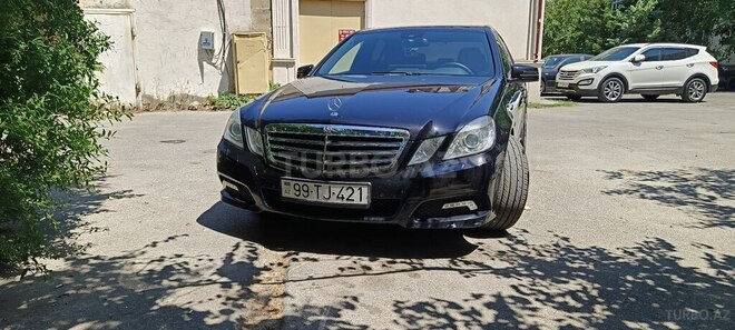 Mercedes E 220 d 2009, 297,000 km - 2.1 l - Bakı