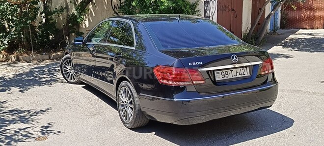 Mercedes E 220 d 2009, 297,000 km - 2.1 l - Bakı