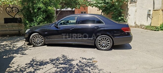 Mercedes E 220 d 2009, 297,000 km - 2.1 l - Bakı